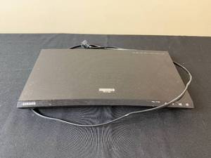 lot 368 image: Samsung Ultra HD Blu-ray Player with 3D and WiFi