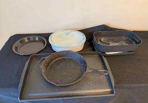 lot 190 image: Collection of Cookware - Cast Iron Skillet, Baking Dish, and More