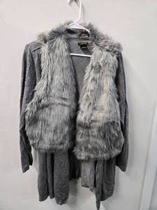 IMAN Long Sleeves Elegant Open Cardigan with Fur Vex ( Size 1X New with tag) Retailed for $125
