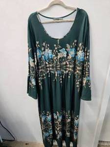 Kate & Mallory Elegant Dress  Size 2X, New without Tag