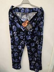 IMAN Flowery Comfortable Winter Sleep Wear for Women ( New with tag Size XL)