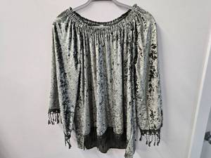 Indigo Thread Blouse ( Size L, New)
