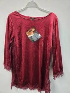 IMAN Global Chic Long Sleeve  Maroon Blouse (Size L, New with Tag)