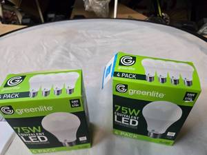 Lot of 8 LED Light Bulbs in 2 Boxes of Greenlite 11W (75W Equivalent) Non-Dimmable LED Light Bulbs