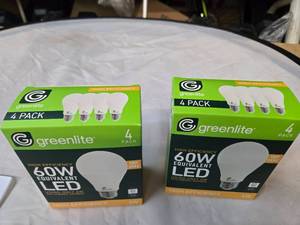 Lot of 8 Greenlite High Efficiency 6W (60W Equivalent) 90% Energy Savings LED Light Bulbs