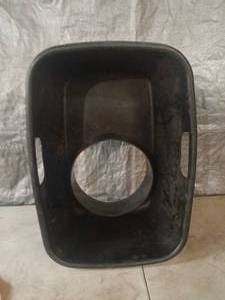lot 47 image: Slush Bucket for ice fish house