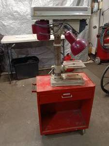 lot 122 image: Tool Shop drill press
