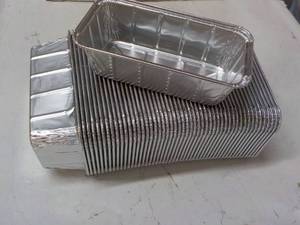 lot 15 image: 50 ct Aluminum Pans 8 x 4 x 2 12...
