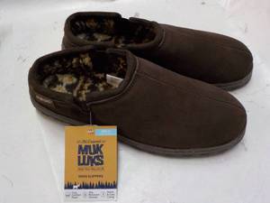 lot 32 image: Muk Luks size Mens 12 Chocolate Sl...