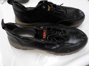 lot 39 image: Leather Shoes size 42...