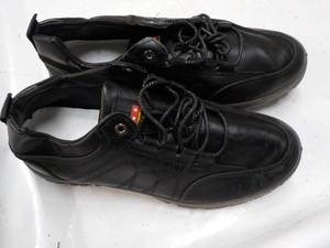 lot 40 image: Leather Shoes size 43...