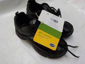 lot 61 image: Gel Cushion Shoes Size 5...