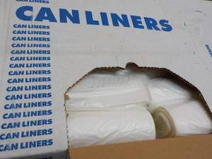 lot 94 image: Case of 250 Clear 33 Gallon Can Lin...