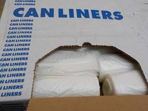 lot 95 image: Case of 250 Clear 33 Gallon Can Lin...