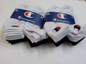 lot 131 image: 16 pr Champion Youth Quarter Socks ...