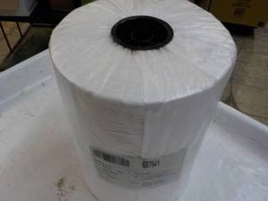 lot 156 image: 600 ct Roll 14 x 9.75 x 23.26 size ...