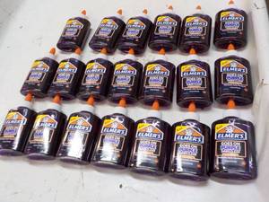 lot 162 image: 20 ct Elmers 4 oz School Glue...