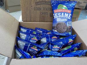 lot 180 image: 12 ct 5.5 oz Bags Garden of Eatin S...