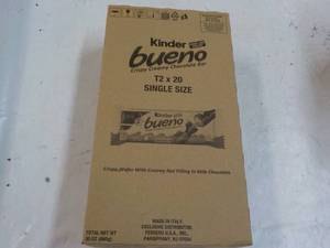 lot 196 image: Kinder Bueno 20 ct 1.5 oz Bars...