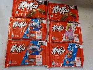 lot 236 image: Kit Kat Candy...