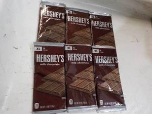 lot 242 image: Hersheys Candy...