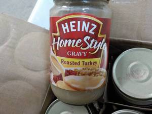 lot 258 image: 12 ct 12 oz Jars Heinz Roasted Turk...