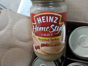 lot 262 image: 12 ct 12 oz Jars Heinz Roasted Turk...