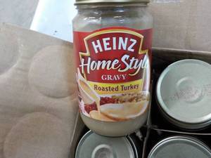 lot 263 image: 12 ct 12 oz Jars Heinz Roasted Turk...