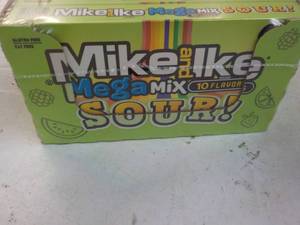 lot 276 image: 10 ct Mike and IKE Mega Mix Boxes ...