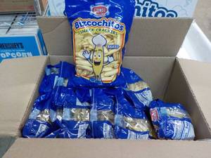 lot 303 image: 12 ct Donde Bizcochitos Snack Crack...