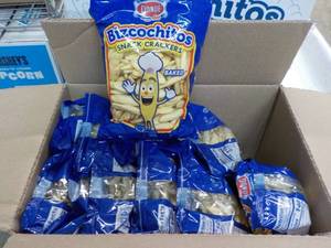 lot 305 image: 12 ct Donde Bizcochitos Snack Crack...