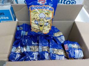 lot 307 image: 12 ct Donde Bizcochitos Snack Crackers 5.3 oz Bags