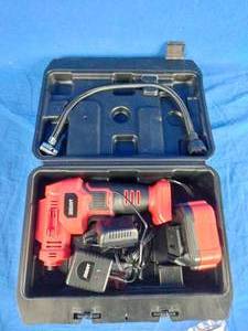 lot 81 image: Stalwart Automatic Cordless Portable Air Compressor
