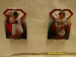 lot 16 image: FAUSTO CARMONA & KURT SUZUKI