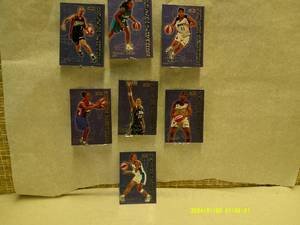 lot 20 image: WOMENS BASKETBALL1999 FLEER