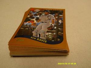 lot 41 image: BASEBALL CARDS