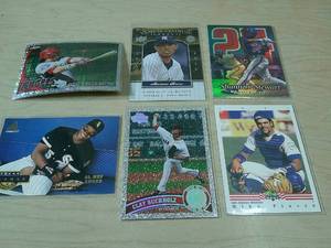 lot 126 image: BASEBALL CARDS