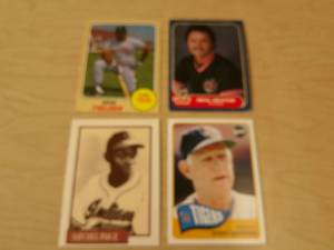 lot 160 image: BASEBALL CARDS