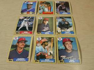 lot 165 image: 1987 TOPPS BASEBALL CARDS