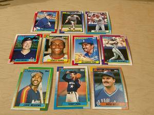 lot 166 image: 1990 TOPPS BASEBALL CARDS