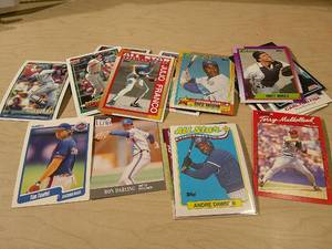 lot 192 image: VARIOUS BASEBALL