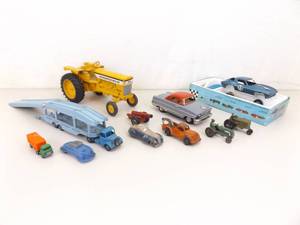 Lot of Vintage Die Cast etc. Battery etc. Toy Cars and Parts