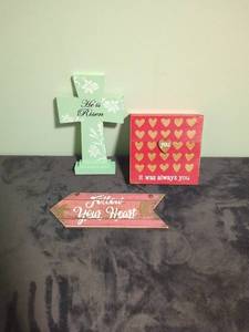 Inspirational Decor Set Cross, Heart Sign, and Love Plaque