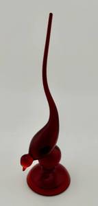 lot 9 image: Viking Ruby Long Tail Bird 9.5 Tall