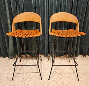 lot 44 image: Arthur Umanoff Bar Stools Set of 2 MCM
