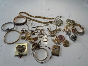 Assorted Jewelry