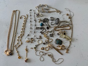 Assorted Jewelry