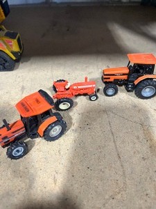 3 allis tractor toys