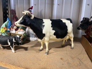 Breyer Holstein Cow and other Cow