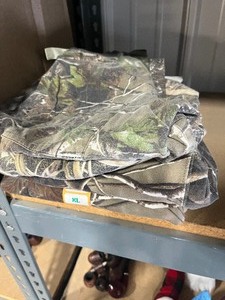 Camo XL shirts and sweat shirts  1 new with tags on